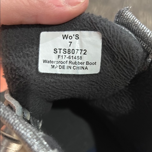 Sperry Women's Glitter Silver Duck Boots - Size 7 - Picture 7 of 9